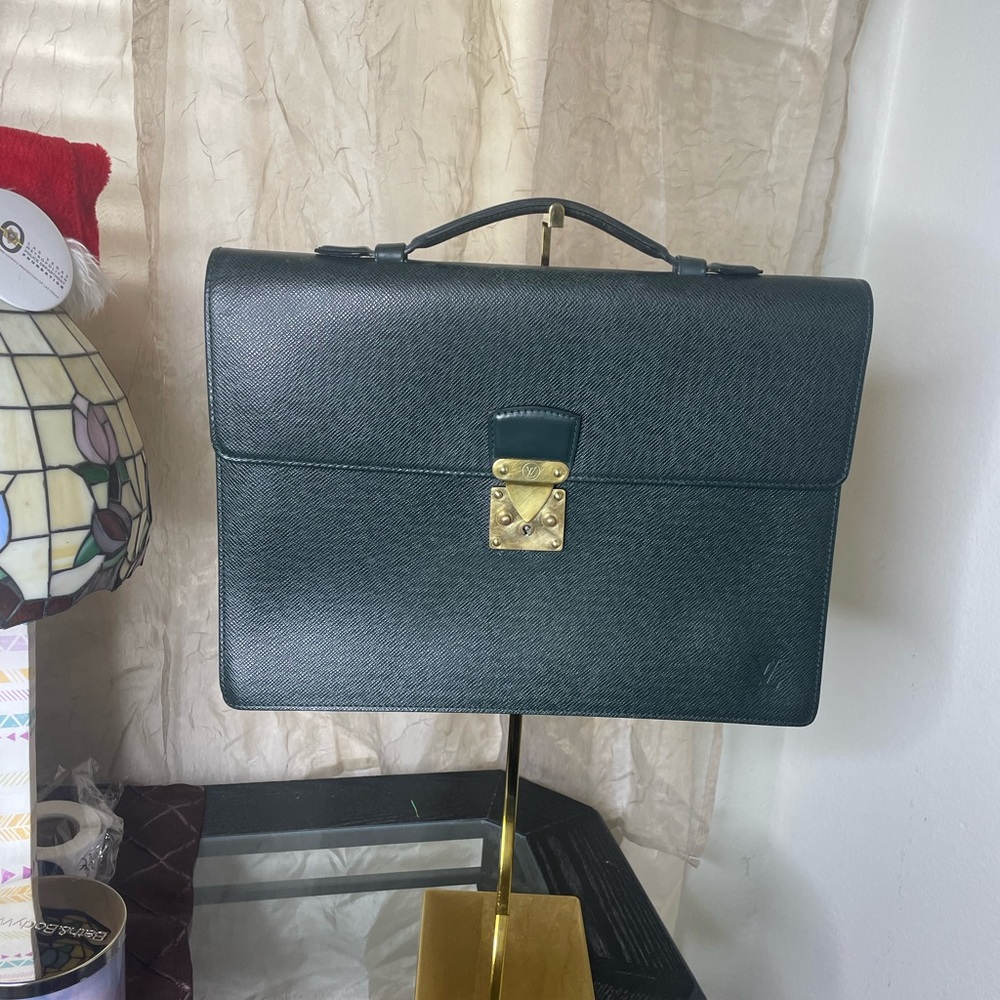 Authentic Louis Vuitton Taiga Briefcase